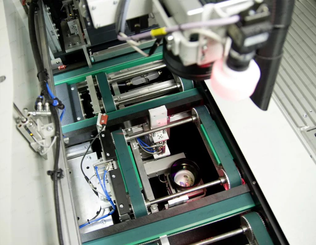 Kundenspezifische Laserköpfe für ACSYS Lasersysteme