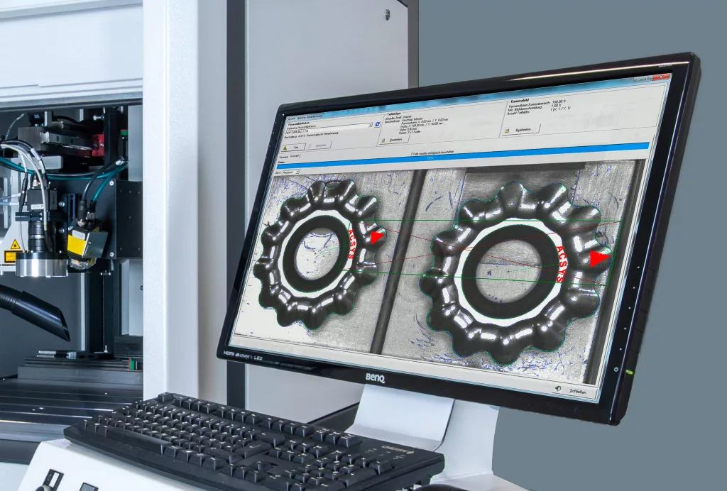 Optische Teileerkennung mit Lage- und Ausrichtungserkennung für eine hocheffiziente Stapelverarbeitung