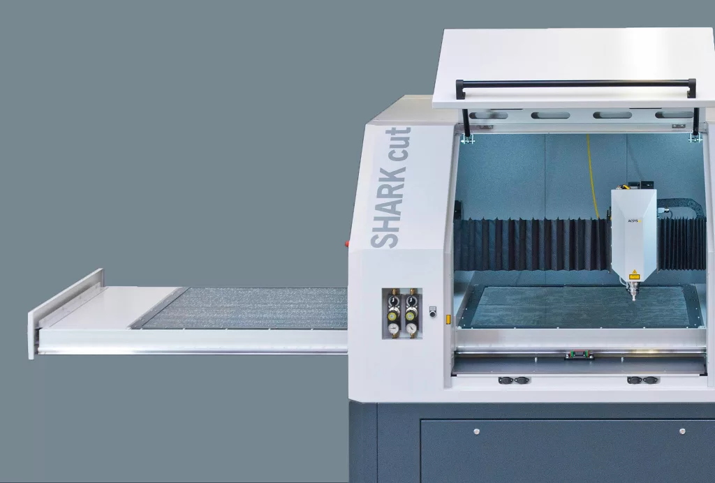 Seitliche Werkstückzuführung zur Automation des SHARK